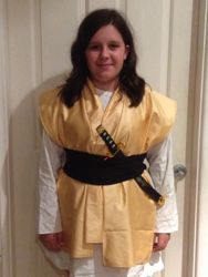 Quick costume samurai - using found shirts, plastic katana, and 60cm of fabric.